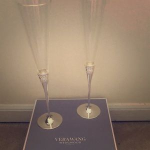 Vera Wang Wedgewood Wedding Toasting Flutes